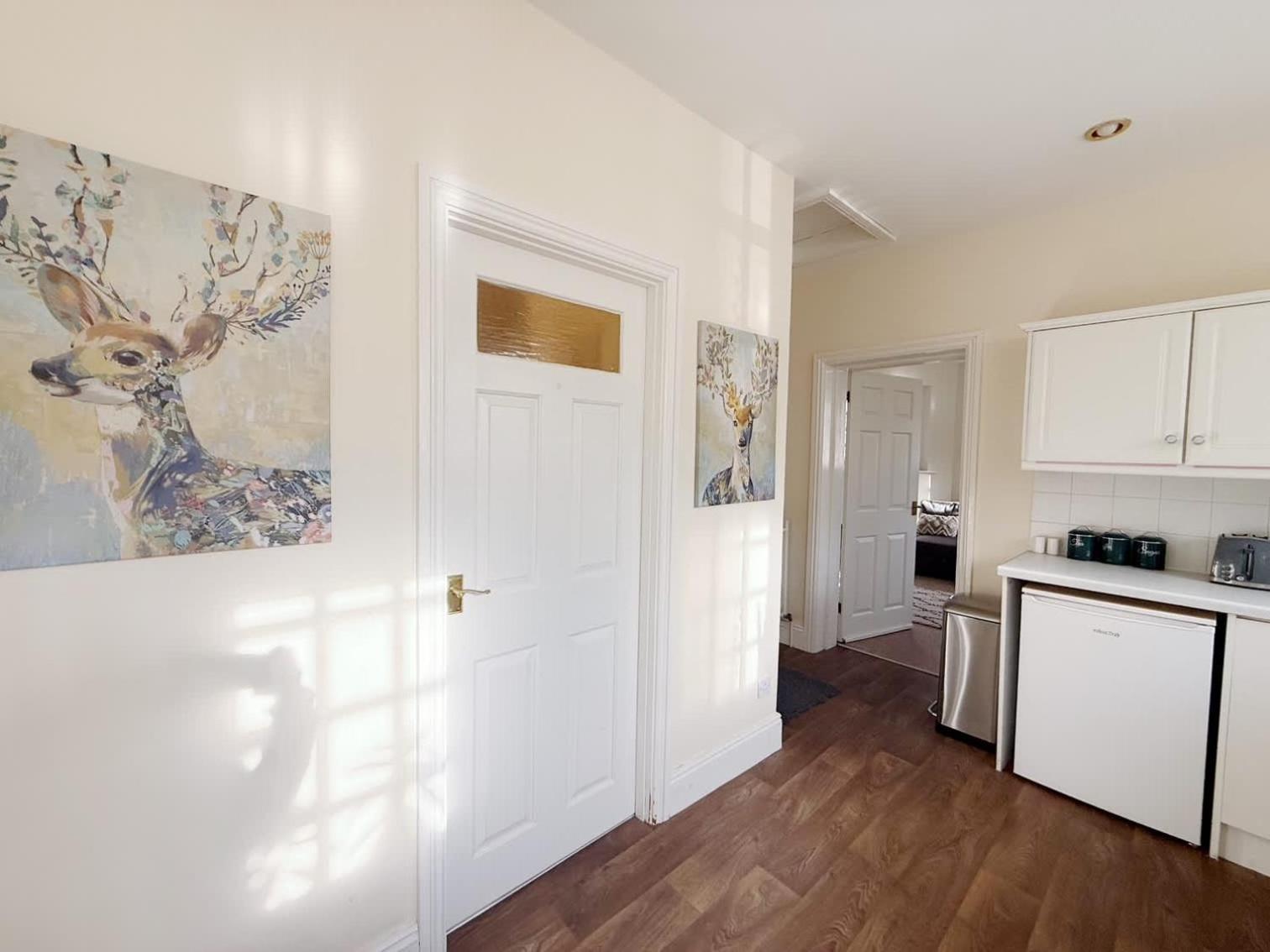 Cosy 1-Bedroom Cottage Next To Combe Lodge Venue Blagdon Exterior photo