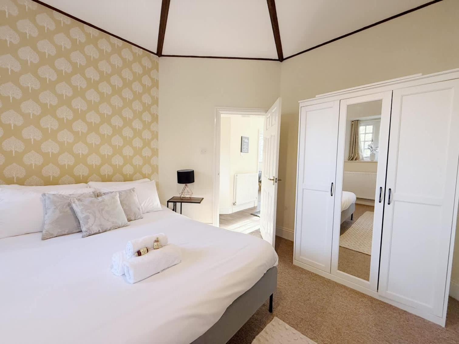 Cosy 1-Bedroom Cottage Next To Combe Lodge Venue Blagdon Exterior photo
