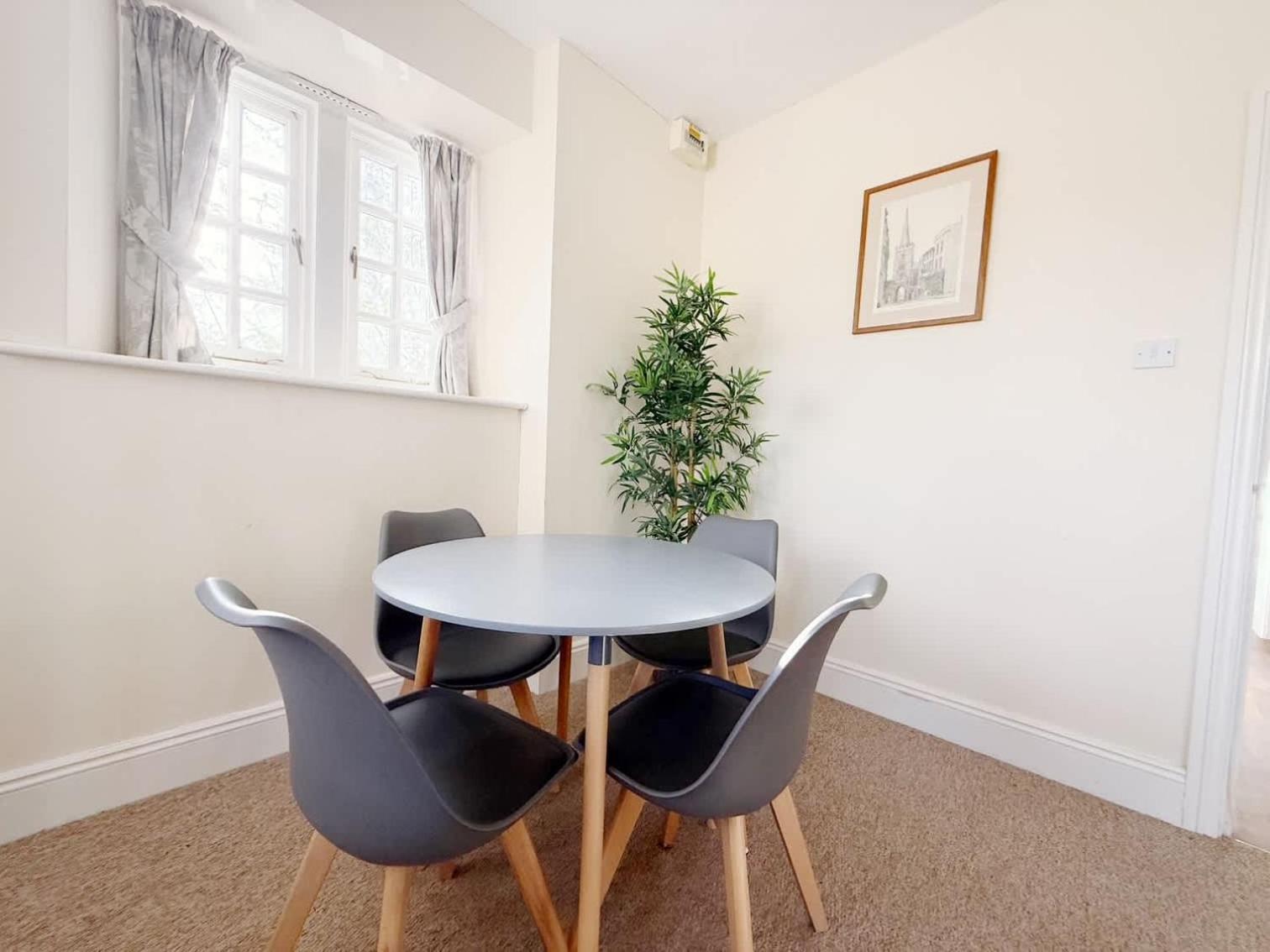 Cosy 1-Bedroom Cottage Next To Combe Lodge Venue Blagdon Exterior photo